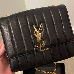 MONOGRAM CHAIN WALLET IN GRAIN DE POUDRE EMBOSSED